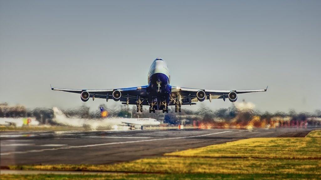 UAE, Saudi Drive Mideast Aviation Boom: Jobs Soar 134%, GDP Hits $730B
